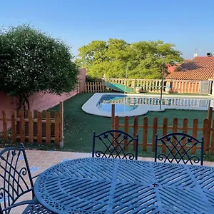https://chalet-con-piscina-aljarafe.es-andalucia.com
