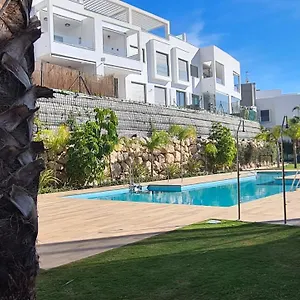 https://piso-de-lujo-nuevo-con-jardin-privado-y-aire-acondicionada.es-andalucia.com